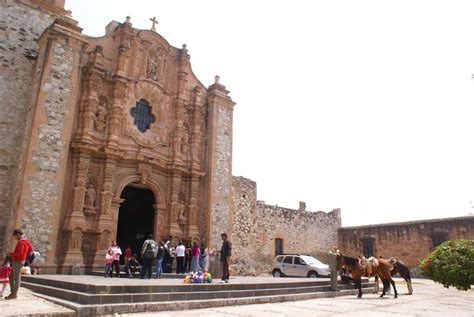 Parroquia de San Miguel Arcángel Atitalaquia estilo churrigueresco