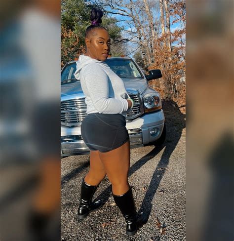 Keys On Twitter I Cant Hold No Nigga Down That Fuck With Bitches That Look Up To Me