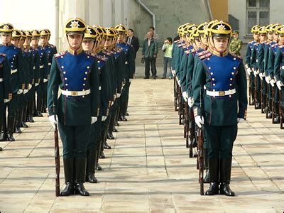 Би-би-си | Мир в кадре | Фоторепортаж: развод почетного караула в Кремле
