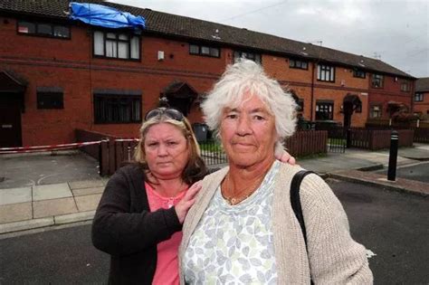 Neighbours Rally Around Merseyside House Fire Victims Liverpool Echo