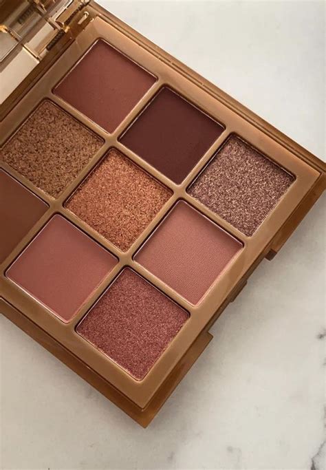 Палетка тіней для повік huda beauty nude obsessions eyeshadow palette medium ціна грн у