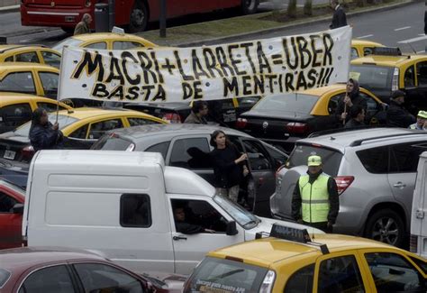 Nueva Protesta De Taxistas Contra Uber Provoca Caos En El Obelisco