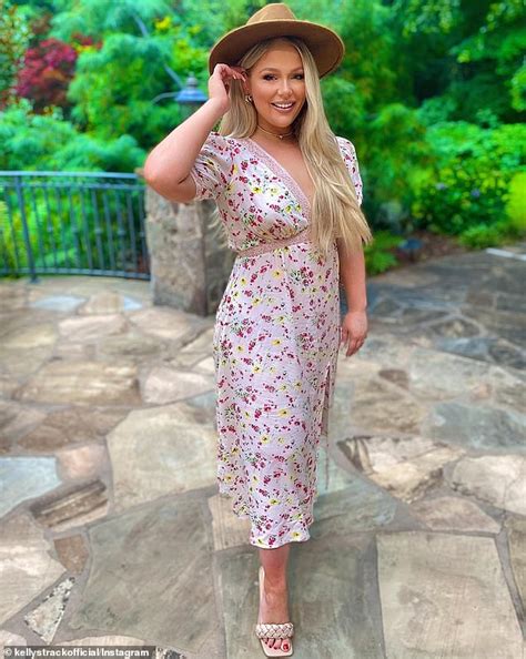 Beauty guru reveals genius concealer hack for achieving a FLAWLESS ...