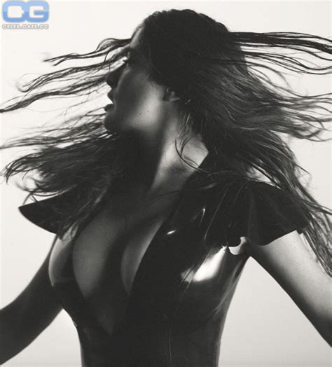 Salma Hayek Nude Pictures Onlyfans Leaks Playboy Photos Sex Scene Uncensored