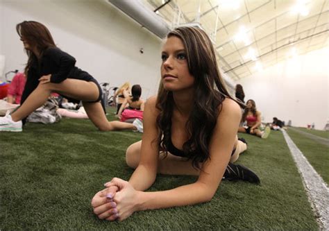 Patriots cheerleader tryouts - Boston.com