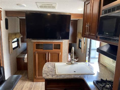 Used 2017 Prime Time Travel Trailer Toy Hauler Rv Fury 2910 No Credit