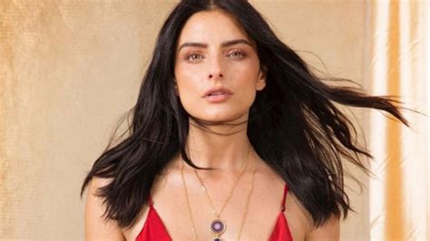 Aislinn Derbez presume CUERPAZO en bikini y roba suspiros El Heraldo de México