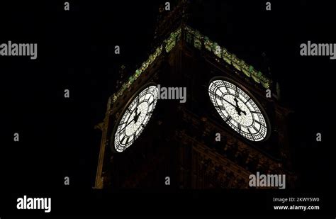 London Big Ben Closeup By Night Elisabeth Tower Clock Landmark In Uk