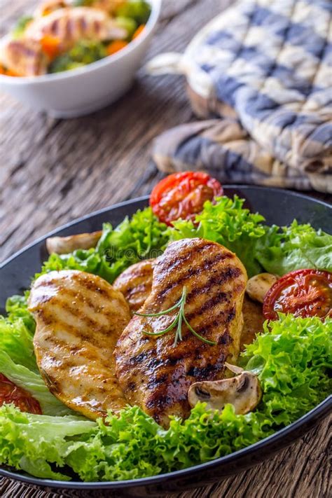 Grill Chicken Breast Roasted And Grill Chicken Breast With Lettuce