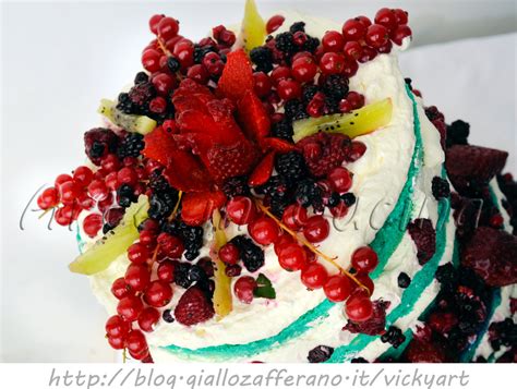 Naked Cake Torta Con Fragole A Piani
