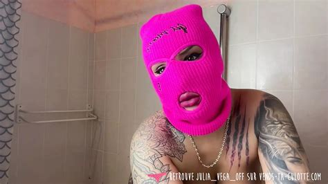 Vends Ta Culotte Beautiful French Amateur Woman Shows Off In Front Of The Camera And Then