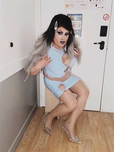 EK BUNDY Nude Pics XHamster