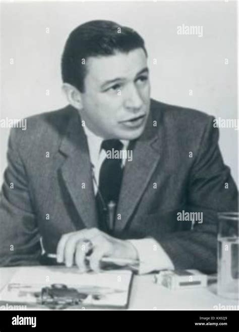 Mike Wallace Interviews 1957 (1 Stock Photo - Alamy