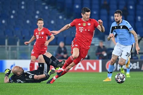 Liga Mistrzów Bayern Monachium Lazio Rzym Robert Lewandowski strzeli