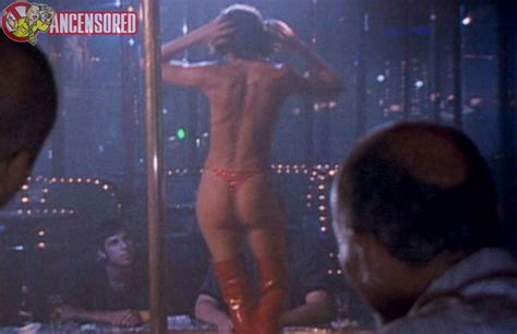 Naked Doria Valenzuela In Warm Blooded Killers