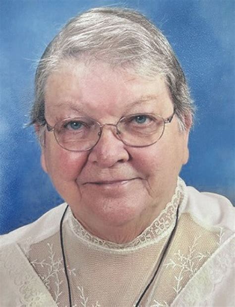 Alta M. Hoshour | Obituaries | lancasteronline.com