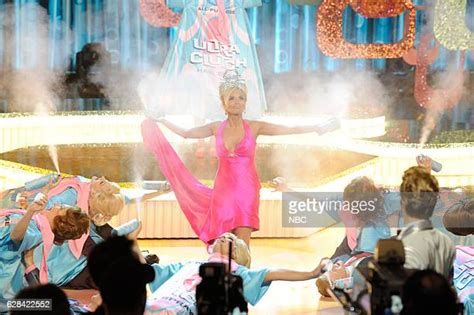 359 Hairspray Live Kristin Chenoweth Photos & High Res Pictures - Getty ...