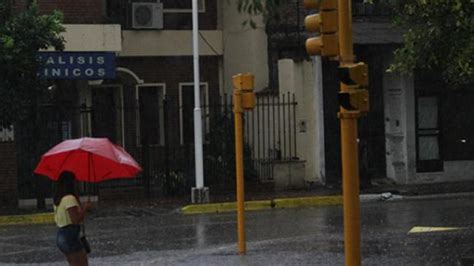 Tucumán se encuentra bajo alerta roja por lluvias abundantes