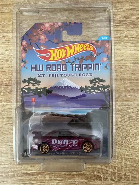 Hot Wheels Nissan Skyline Gt R R Road Trippin Mt Fuji Purple Color Picclick Ca