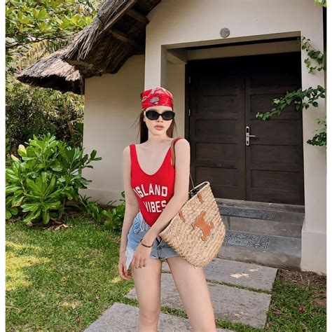 Hỏa tốc HN Bikini suit đỏ hở lưng siêu hot Shopee Việt Nam