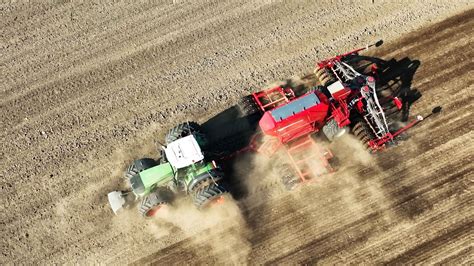 Fendt Vario Seeding W Horsch Pronto As Seeder Youtube