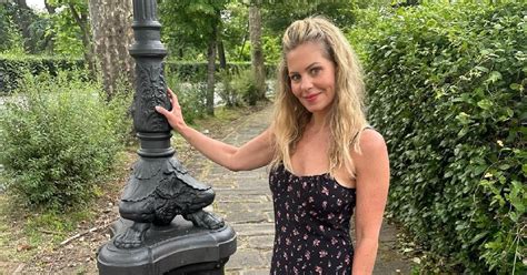 Candace Cameron Bure Dons Black Bikini During Cold Plunge Video Milatin
