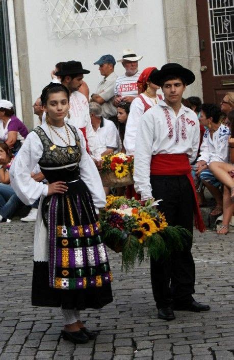Roupas Tipicas De Portugal - Roupa Típica De Portugal – Tradições portuguesas: 20 coisas que só ...