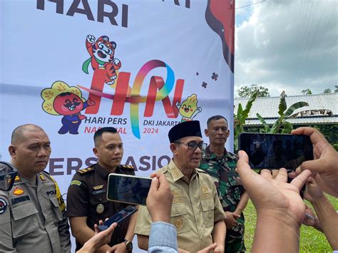 Bupati H Heri Amalindo Serahkan Piagam Penghargaan Kepada Organisasi