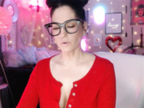 Videos Tagged With Milf Lacey
