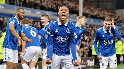 Everton Vs Chelsea 2 0 Doucoure And Dobbin Win Toffees The Blues Fall