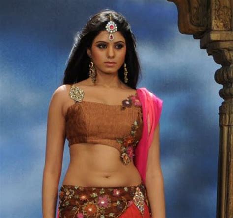 Deepa Sannidhi Hot Navel
