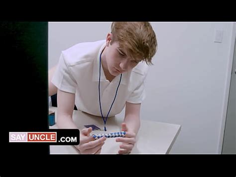 Parodia Porno Gay Severance Sexerance Parte Twink Guapo Recibe Su Primera Polla SFW