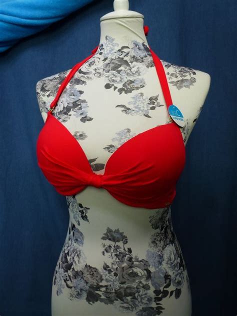 BIKINI OBERTEIL SWIMWEAR GR C NEU MIT ETIKETT PUSH UP SUPE Neu Und Originalverpackt In