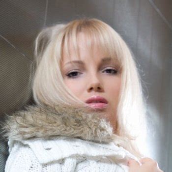 Michaela A Scarlett Babe Page Watch This Adult Model On FreeOnes