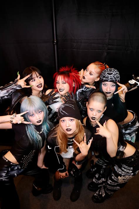 Nh M N Hot Nh T D O N Y P C O H T T T Nh Y Gi I Ho N To N Kh C Bi T V I Kpop Yanh C