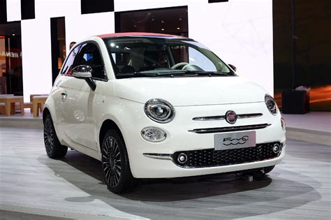 Carro Pequeno Fiat