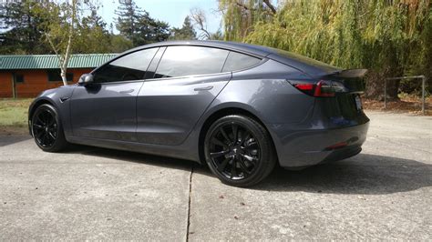 Tesla Model 3 tinted to 30%, satin chrome delete – Tesla Model 3 Wiki