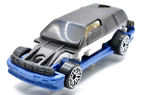 BMW M WAGONのレビュー架空のM 版ステーションワゴン HRY Hot Wheels 情報まとめ ホットウィール にわかマニア