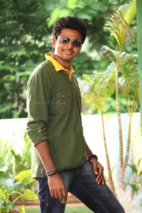 Actor Picture With Beautiful Blonde Hair