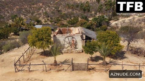 Hannah Le Nude And Sexy In Unknown Territory Aznude