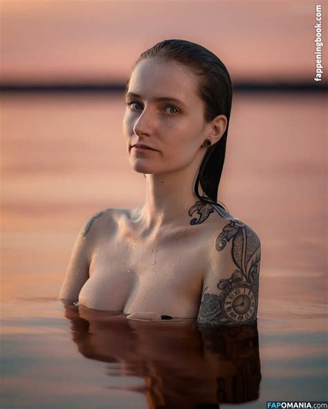 Model Lisa Marie Nude OnlyFans Leaks Fappening FappeningBook