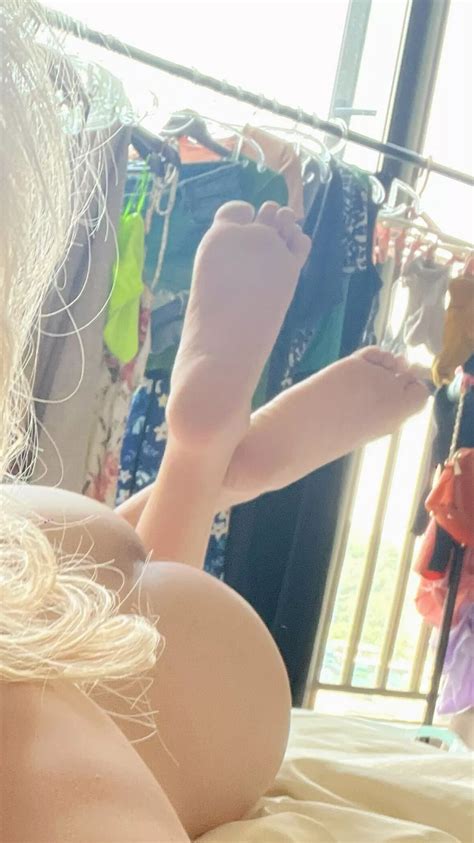 In Bed Relaxing With My Ass And Feet Up Nudes By Sisdon