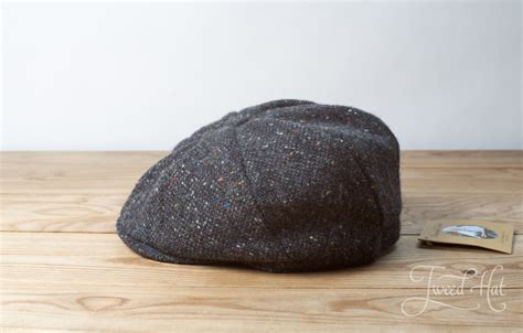 Темно-серая твидовая восьмиклинка Ньюсбой Hanna Hats / Dark Grey Tweed ...