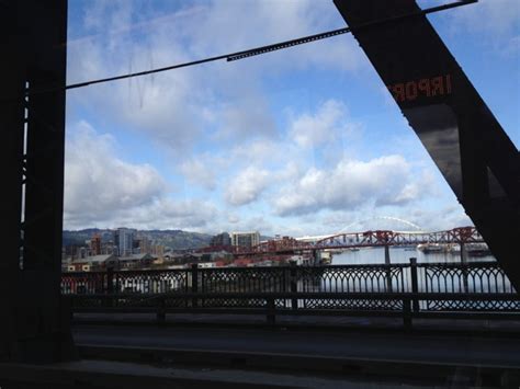 Max Light Rail From Downtown Portland To Pdx A Blog By Ayako Mathies