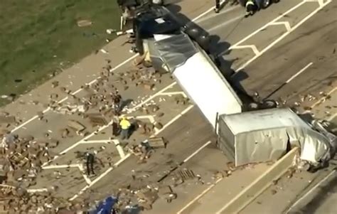 Watch Lastwagen Voller Sex Toys Und Gleitgel Kippt Auf Autobahn Gay Ch Alles Bleibt Anders