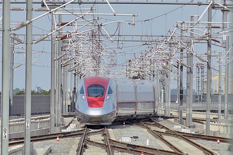 Utak Atik Perpanjangan Trayek Kereta Cepat Ekonomi Dan Bisnis Koran