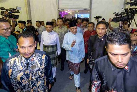 Kemiskinan Tegar Di Kelantan Akan Dinoktahkan Tahun Ini Pm Anwar