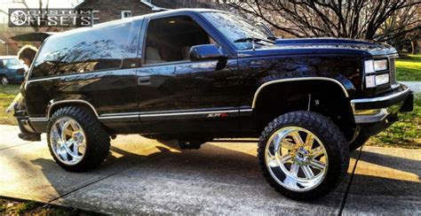 1996 Chevrolet Tahoe Fuel FF07 | Custom Offsets