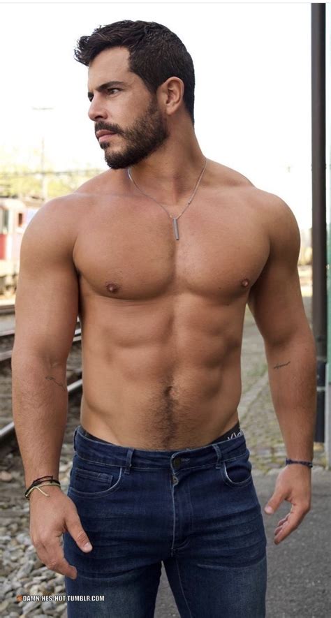 Damn He S Hot DAMN HES HOT Follow For Multiple Daily Pics Of
