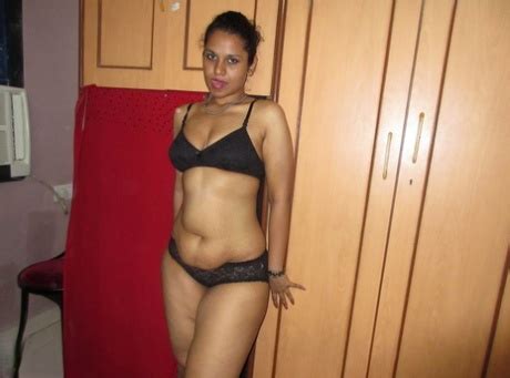 Horny Lily Picture HD Porn Pictures